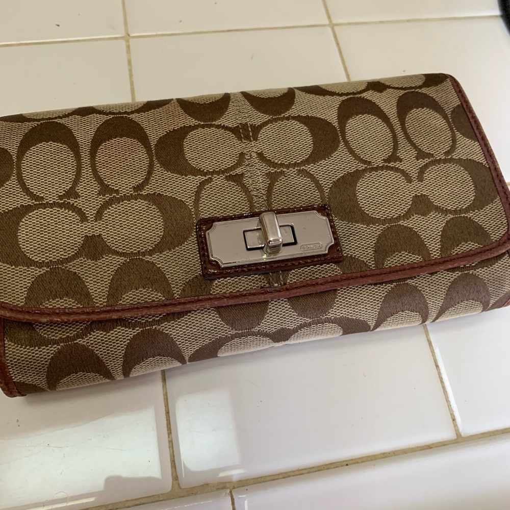 Coach wallet